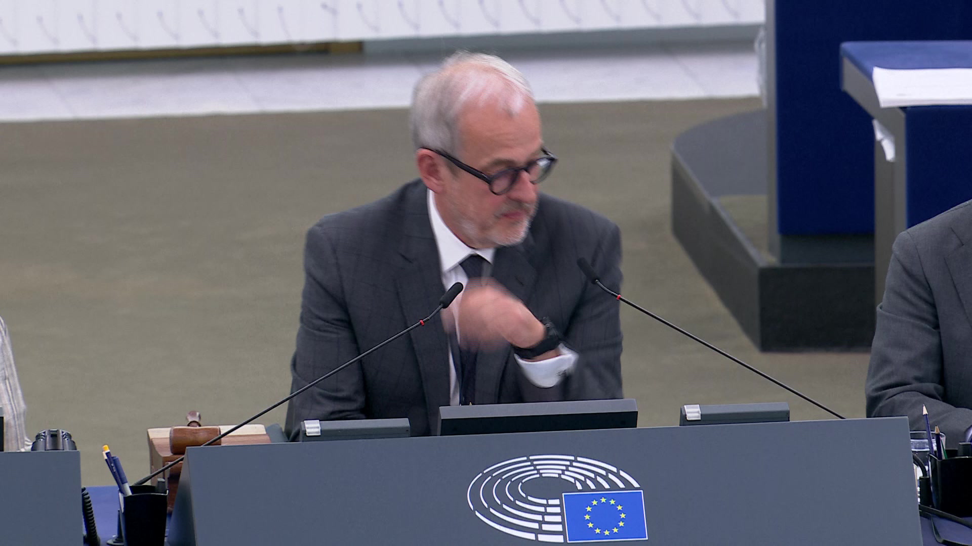 A revamped long-term budget for the EU in a changing world: closing statements by Piotr SERAFIN, European Commissioner for Budget, Anti-Fraud and Public Administration, and by Siegfried MURESAN (EPP, RO), Carla TAVARES (S&D, PT), Rapporteurs
